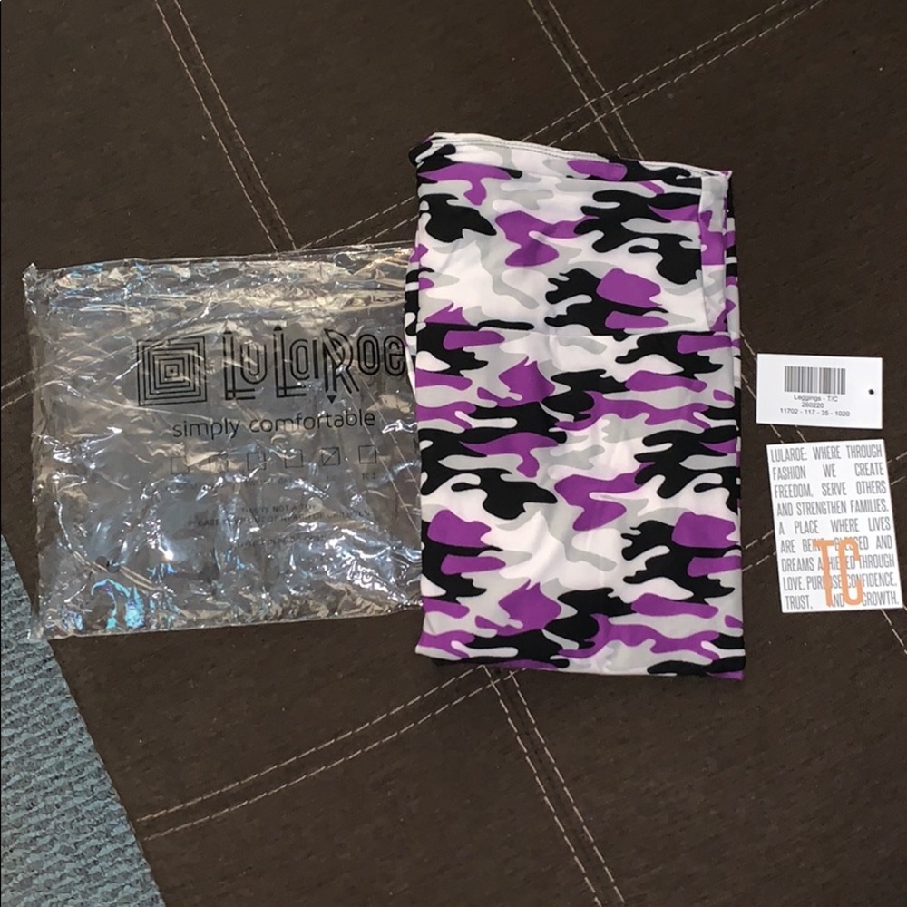 TC purple camo LulaRoe leggings!